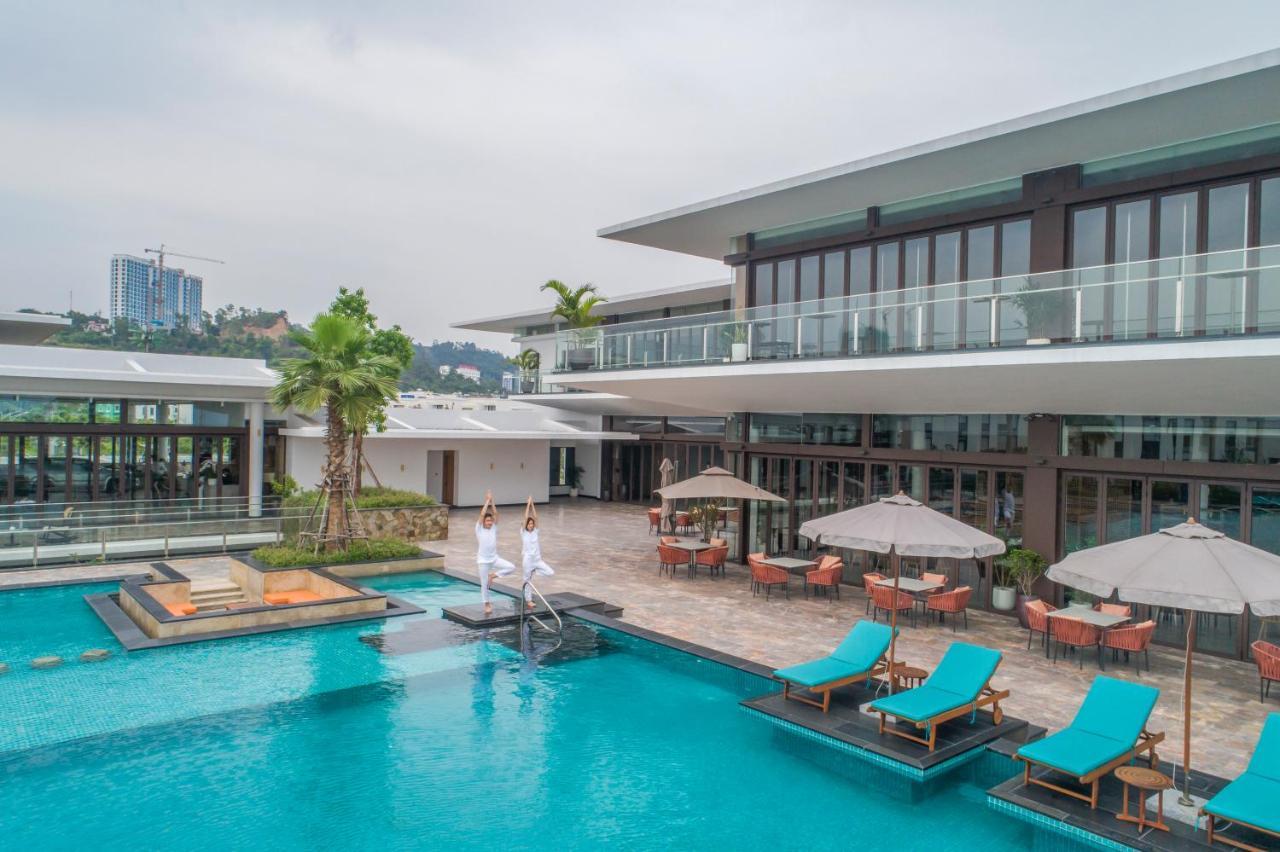 Oakwood Ha Long Hotell Eksteriør bilde